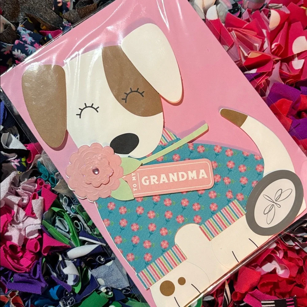 🆕American Greetings-Papersong 3D Puppy “Grandma” Mother’sDay Card